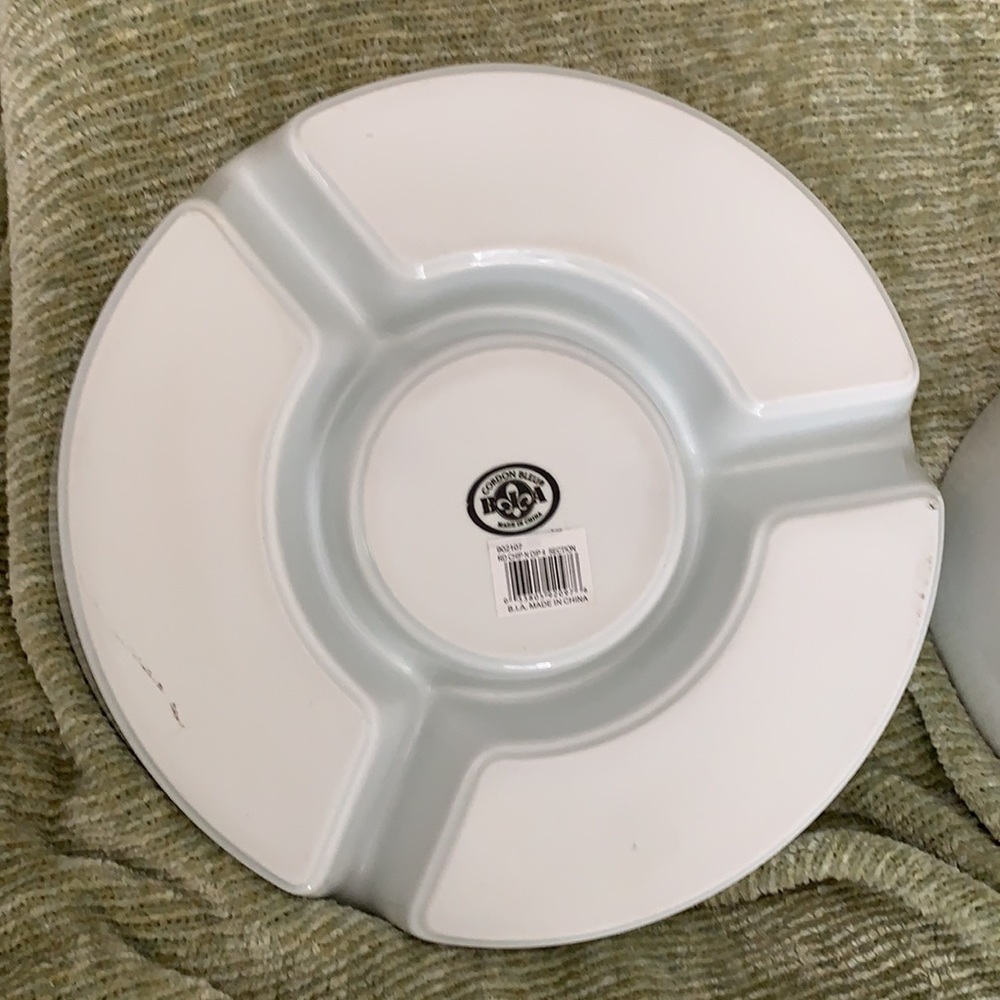 Porcelain White Round Serving Tray & Bowl Set - Picture 7 of 12